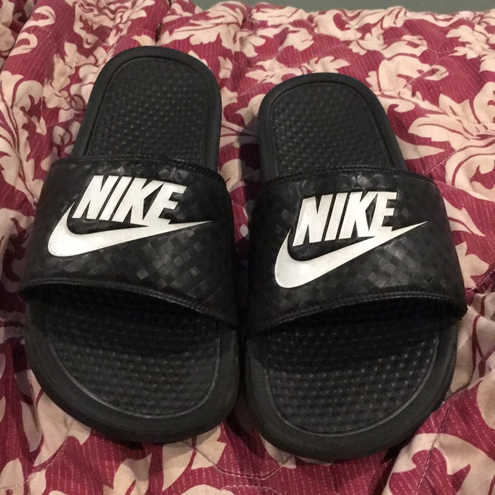 Nike slides